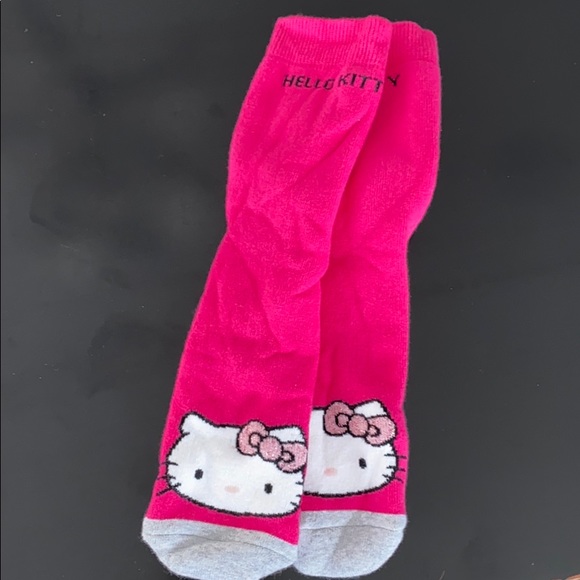Hello Kitty hat socks playing cards hair tie clip - Picture 6 of 11